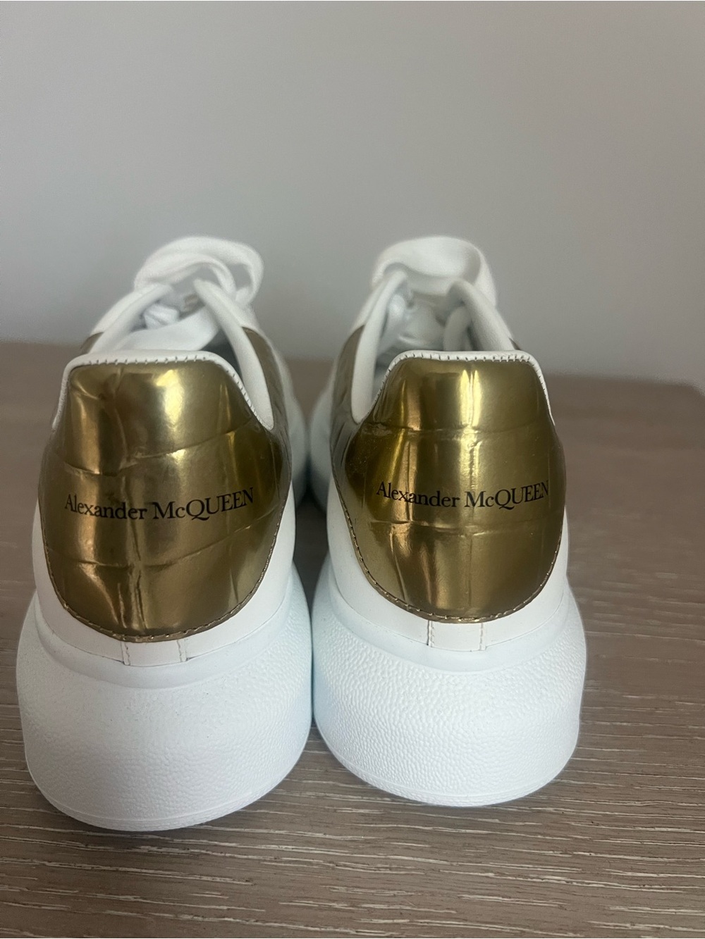 Alexander McQueen White Kids Sneakers with Metallic Gold Heel
